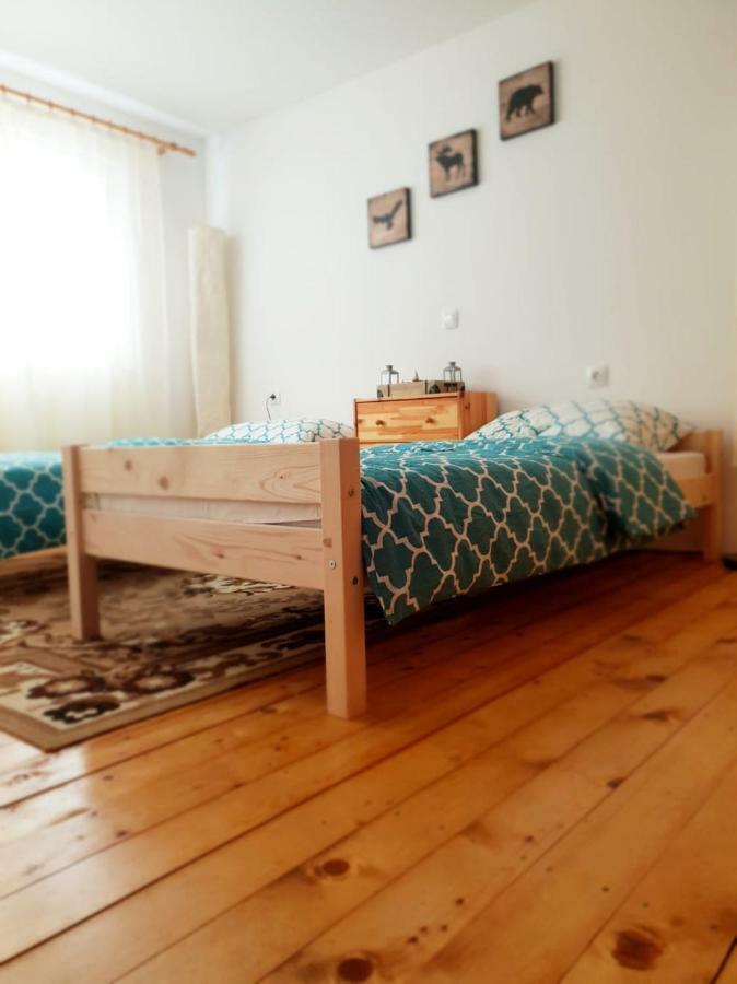 Apartmani Andrej Udbina Kültér fotó